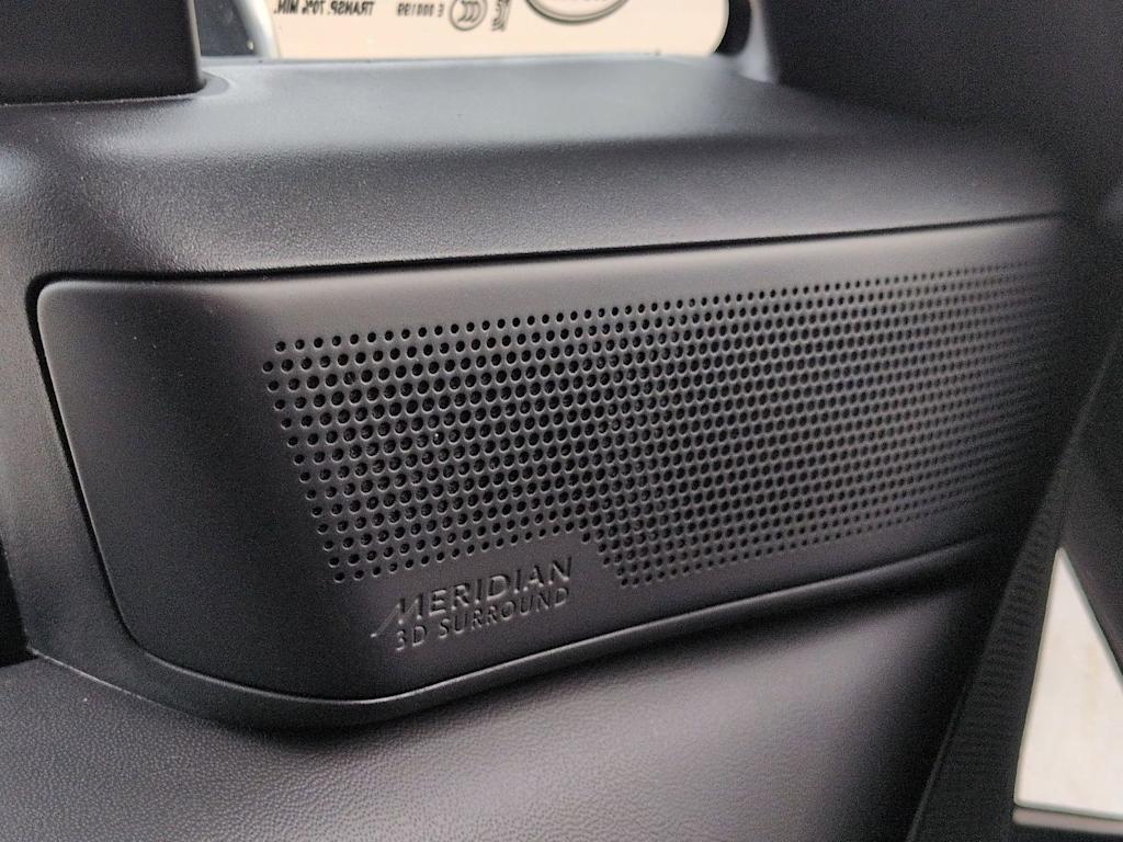 Thumbnail: 2026 Land Rover Range Rover Sport - 17