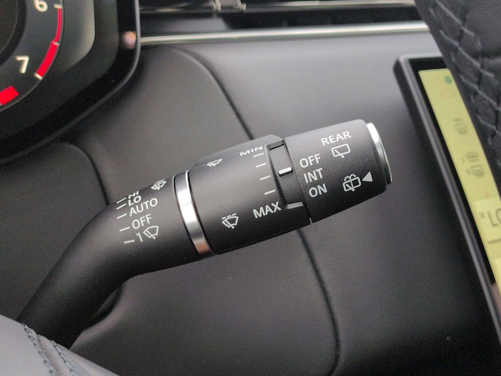 Thumbnail: 2026 Land Rover Range Rover Sport - 28
