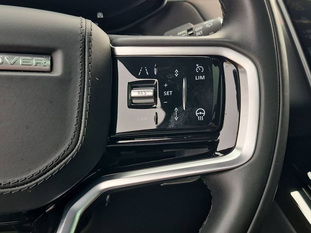 Thumbnail: 2025 Land Rover Range Rover Sport - 22