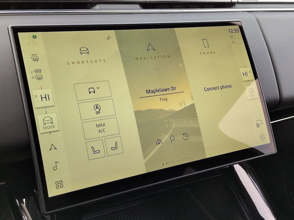 Thumbnail: 2026 Land Rover Range Rover Sport - 15