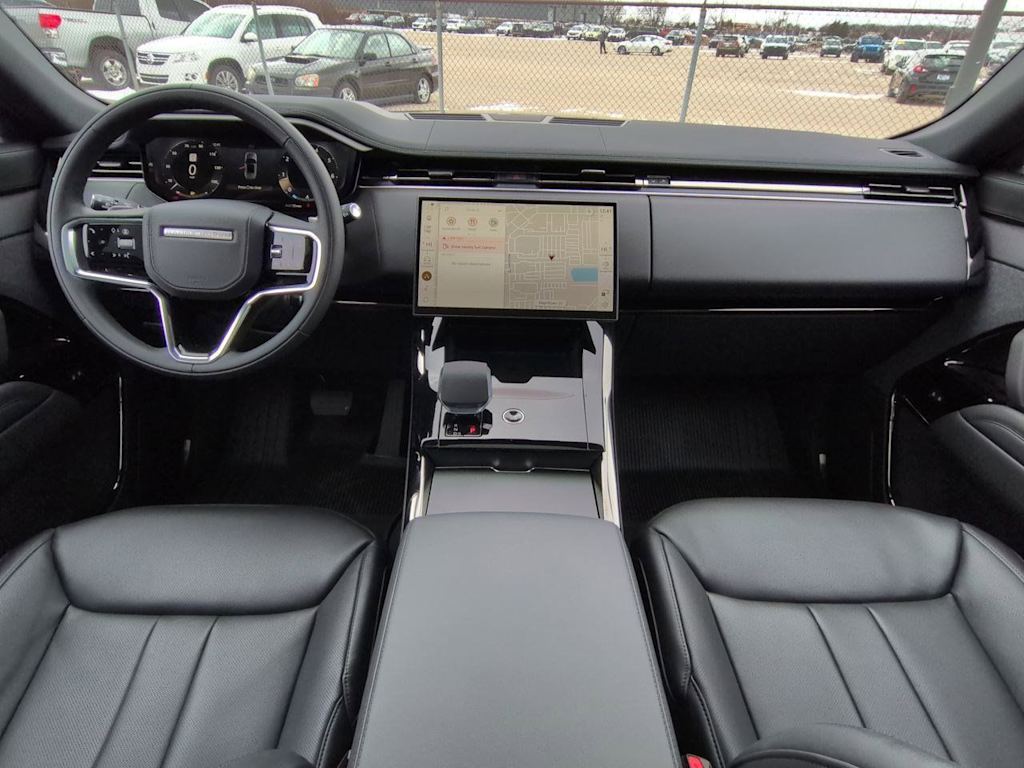 Thumbnail: 2026 Land Rover Range Rover Sport - 10