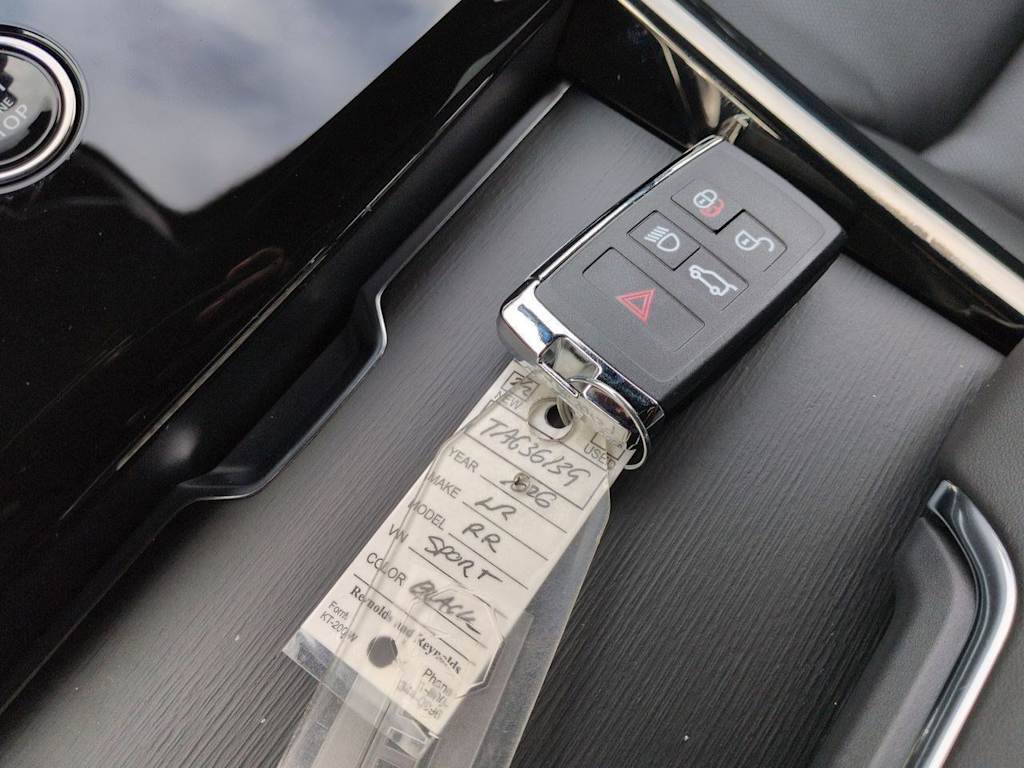 Thumbnail: 2026 Land Rover Range Rover Sport - 37