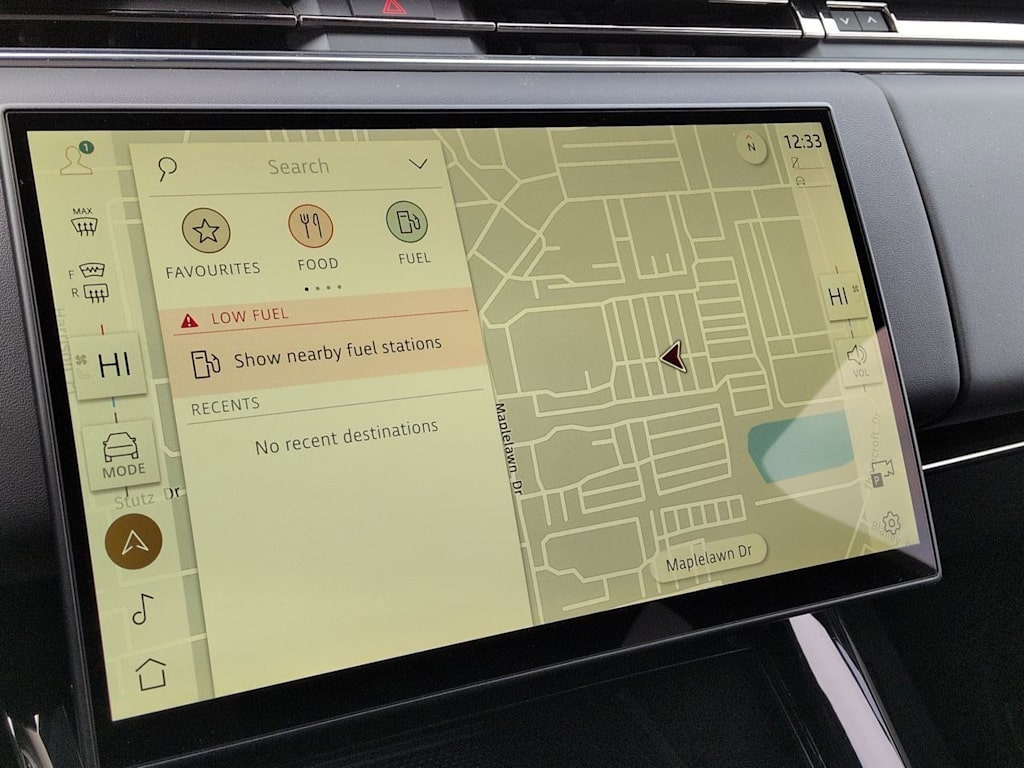 Thumbnail: 2026 Land Rover Range Rover Sport - 34