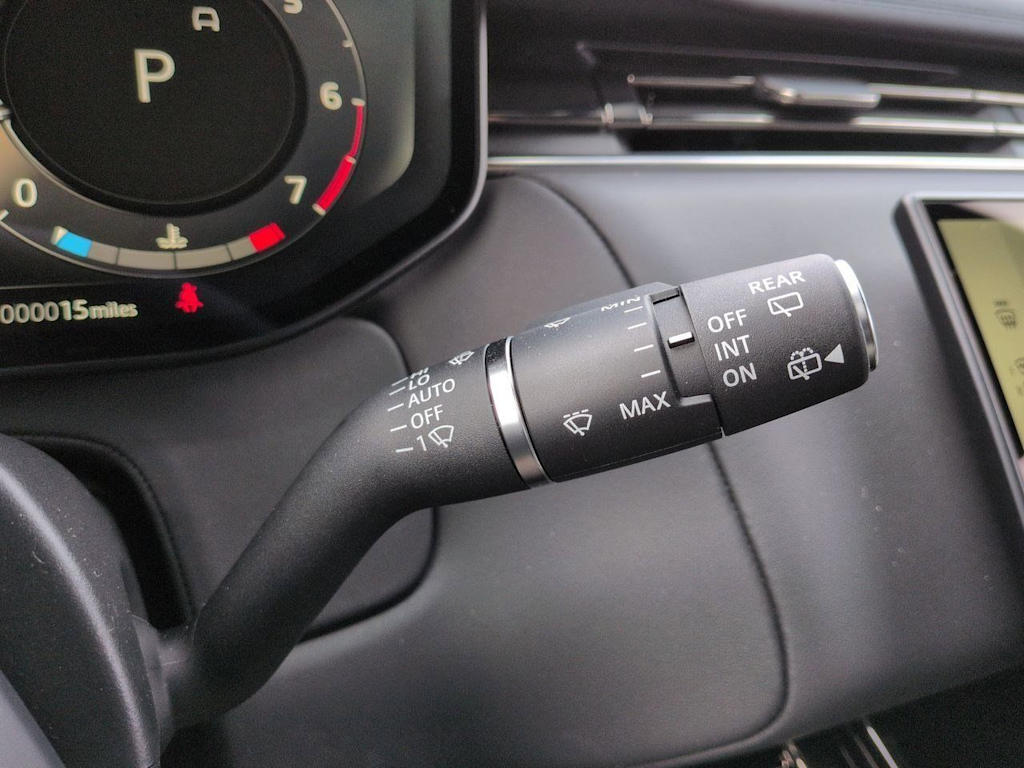 Thumbnail: 2026 Land Rover Range Rover Sport - 33