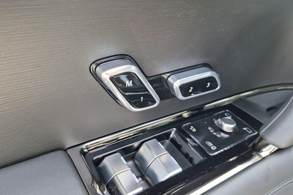 Thumbnail: 2026 Land Rover Range Rover Sport - 25