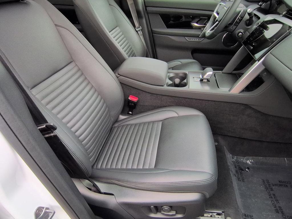 Thumbnail: 2025 Land Rover Discovery Sport - 12