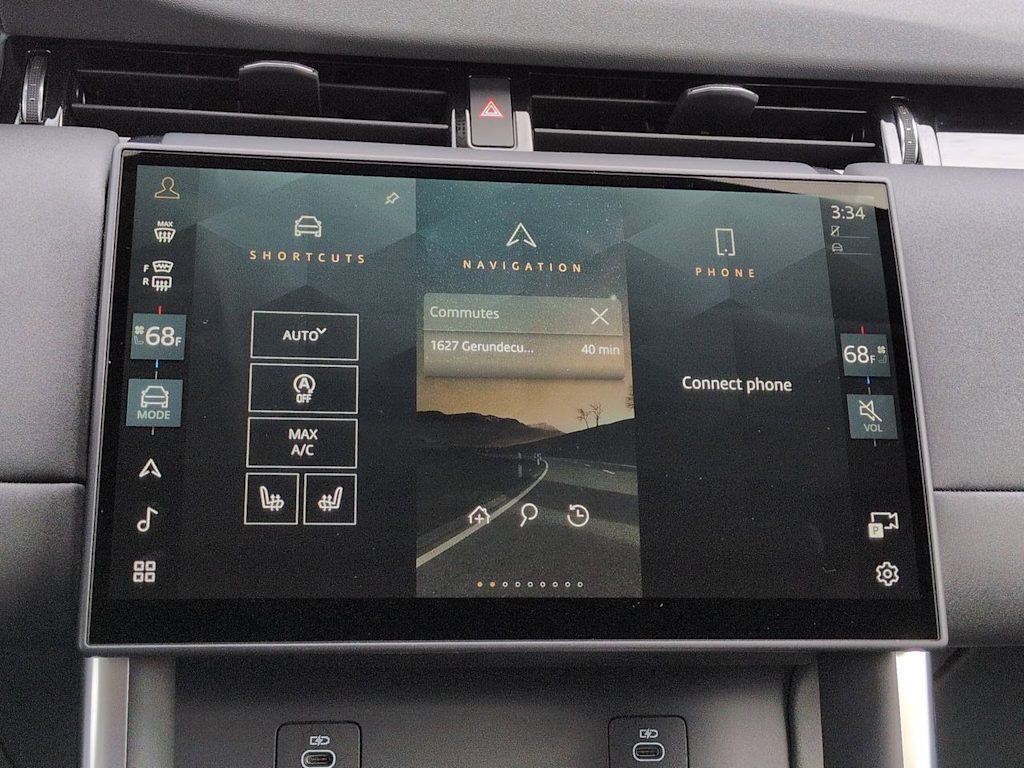 Thumbnail: 2025 Land Rover Discovery Sport - 15