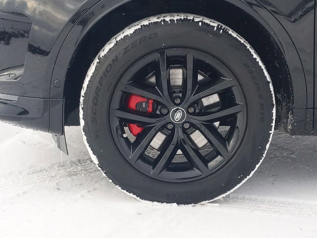 2024 Land Rover Discovery Sport S 8