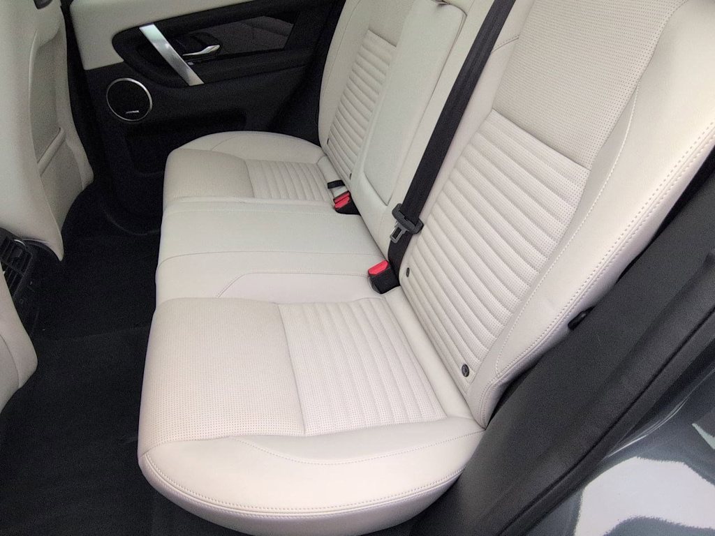 Thumbnail: 2025 Land Rover Discovery Sport - 28