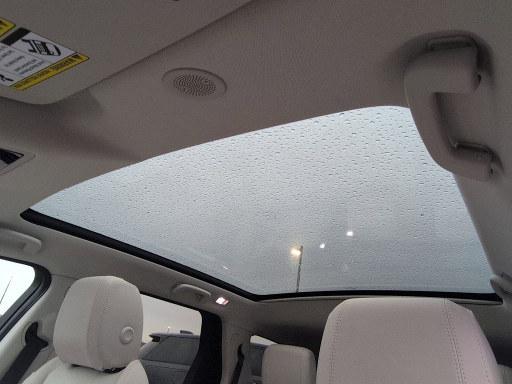 Thumbnail: 2025 Land Rover Discovery Sport - 27