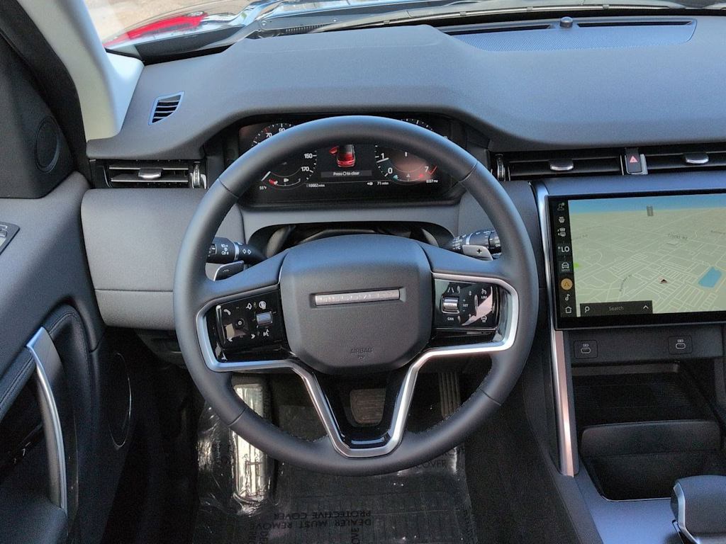 Thumbnail: 2025 Land Rover Discovery Sport - 13