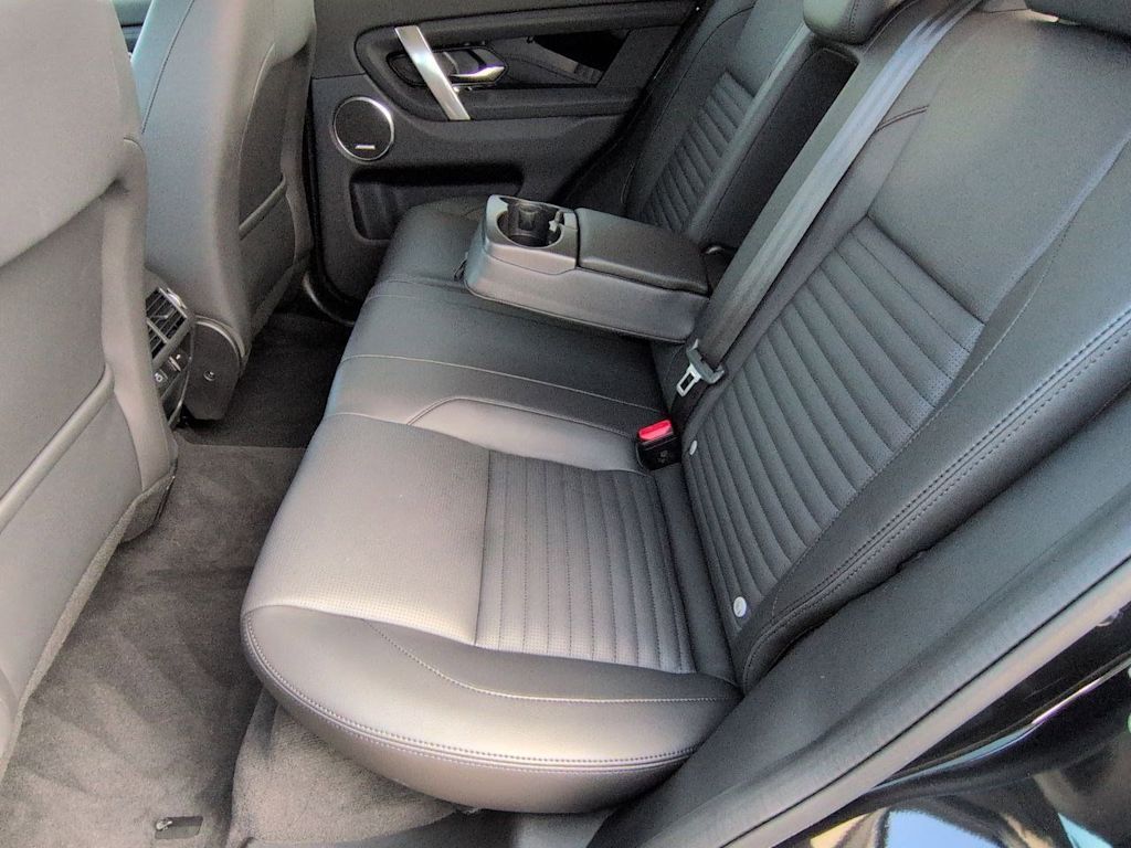 Thumbnail: 2025 Land Rover Discovery Sport - 28