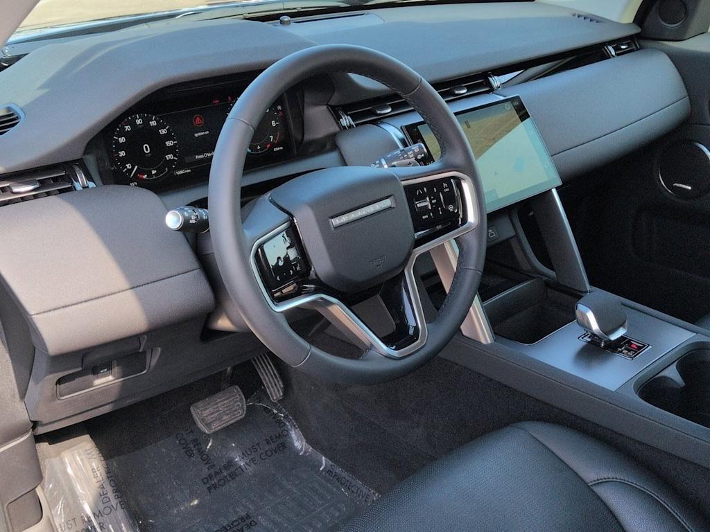 Thumbnail: 2025 Land Rover Discovery Sport - 2