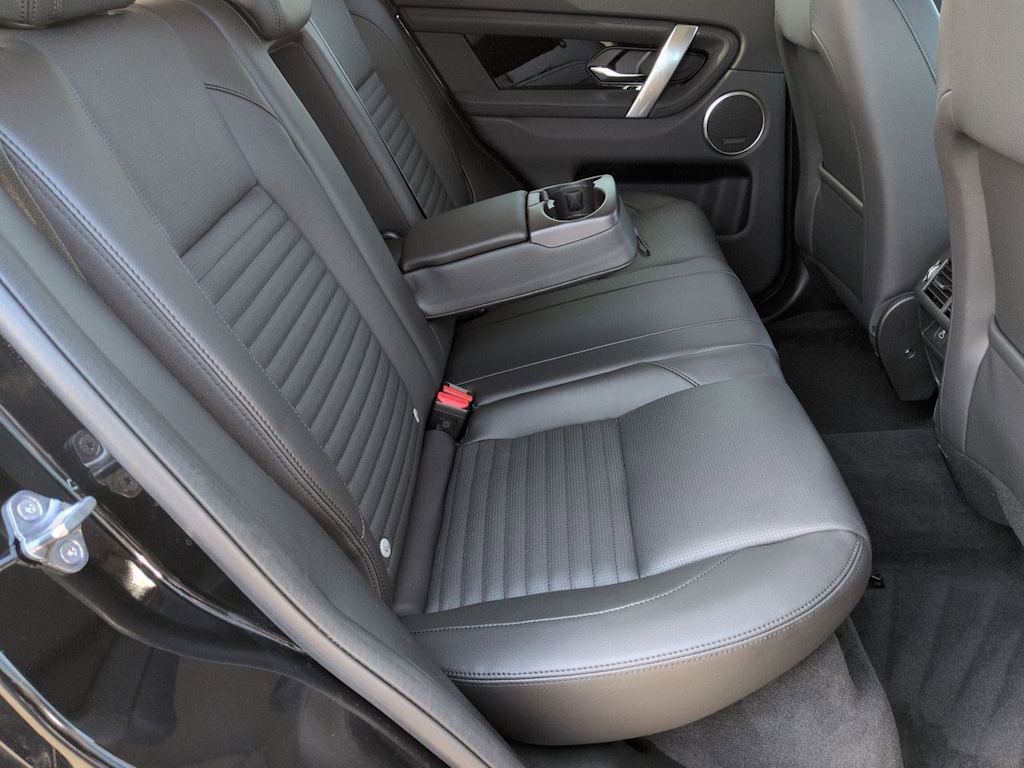 Thumbnail: 2025 Land Rover Discovery Sport - 29