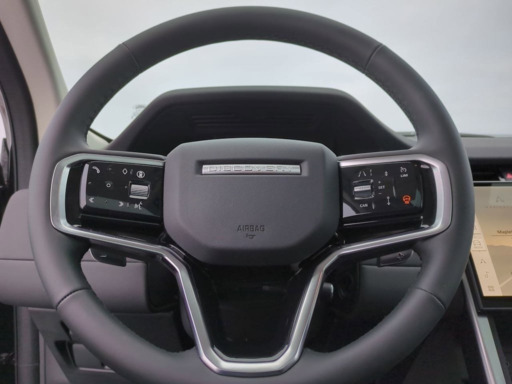 Thumbnail: 2025 Land Rover Discovery Sport - 27