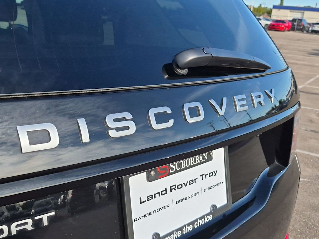 Thumbnail: 2025 Land Rover Discovery Sport - 24