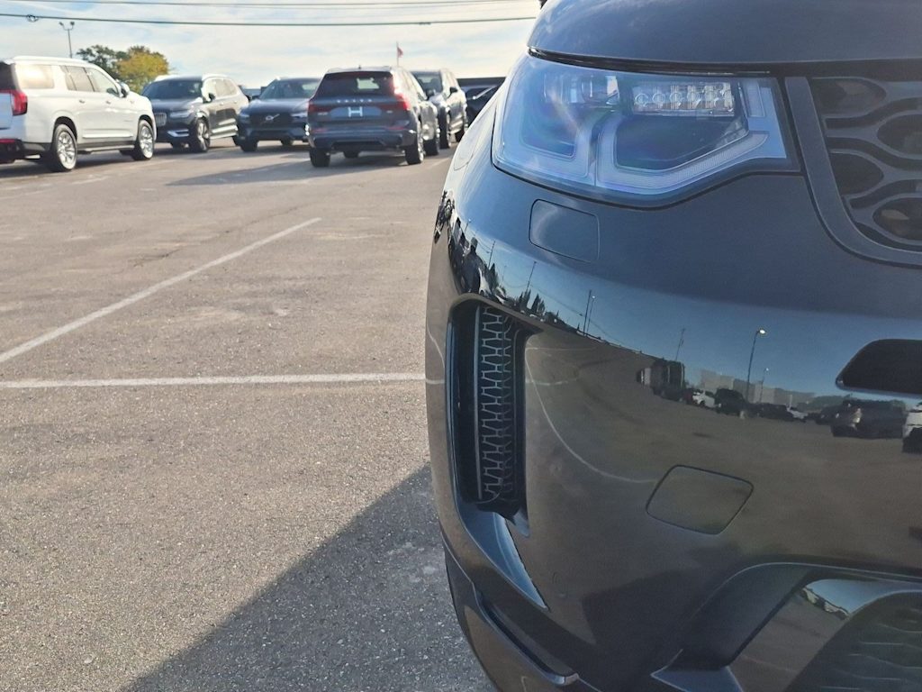Thumbnail: 2025 Land Rover Discovery Sport - 7