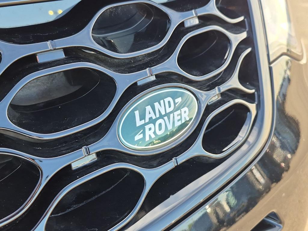 Thumbnail: 2025 Land Rover Discovery Sport - 23