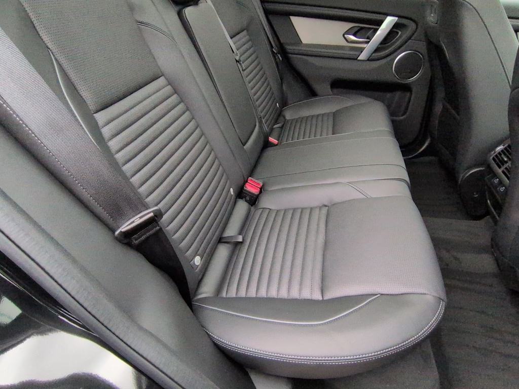 Thumbnail: 2026 Land Rover Discovery Sport - 29