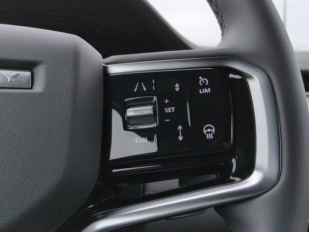 Thumbnail: 2026 Land Rover Discovery Sport - 32