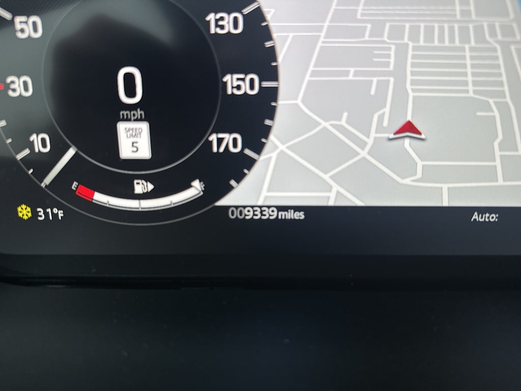 Thumbnail: 2025 Land Rover Discovery Sport - 8