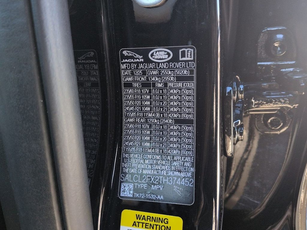 Thumbnail: 2026 Land Rover Discovery Sport - 16