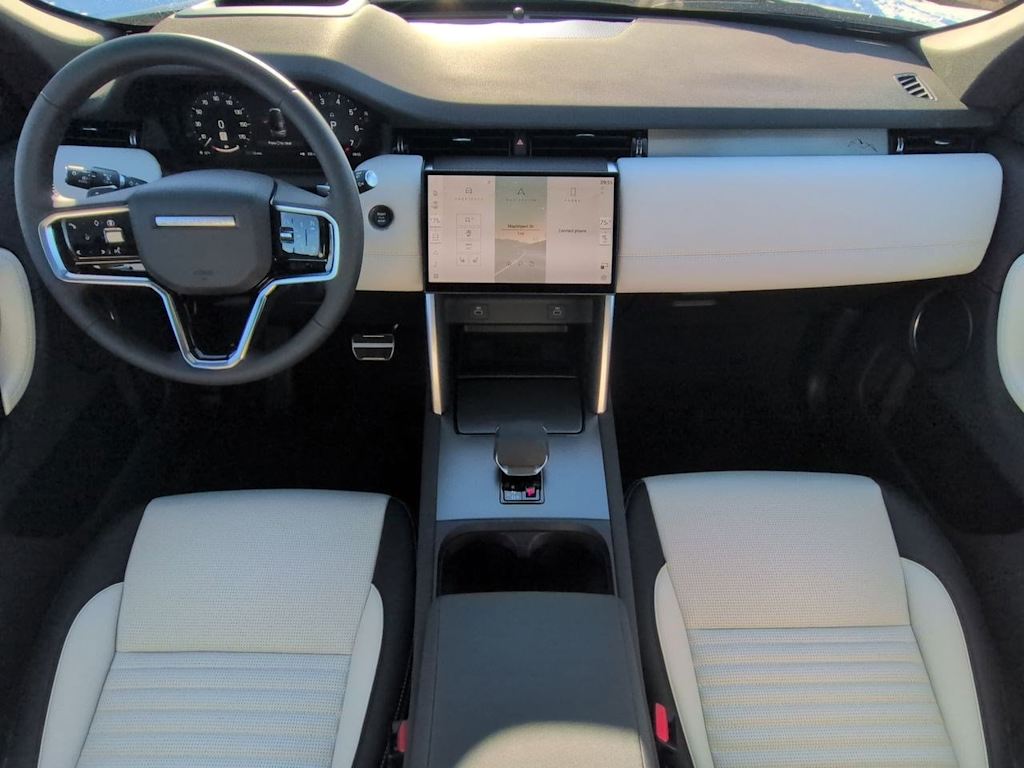 Thumbnail: 2026 Land Rover Discovery Sport - 8