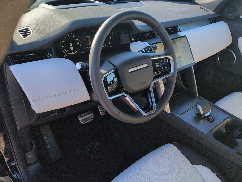 Thumbnail: 2026 Land Rover Discovery Sport - 2