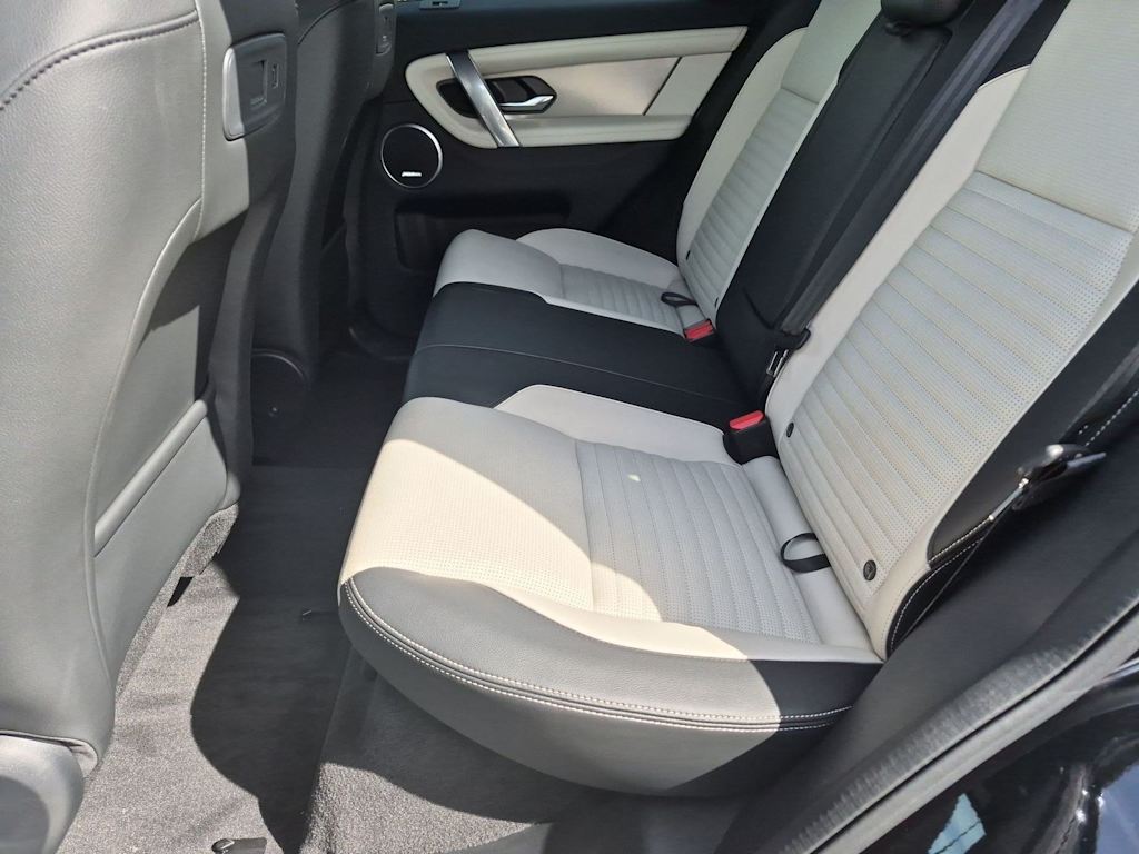 Thumbnail: 2026 Land Rover Discovery Sport - 27