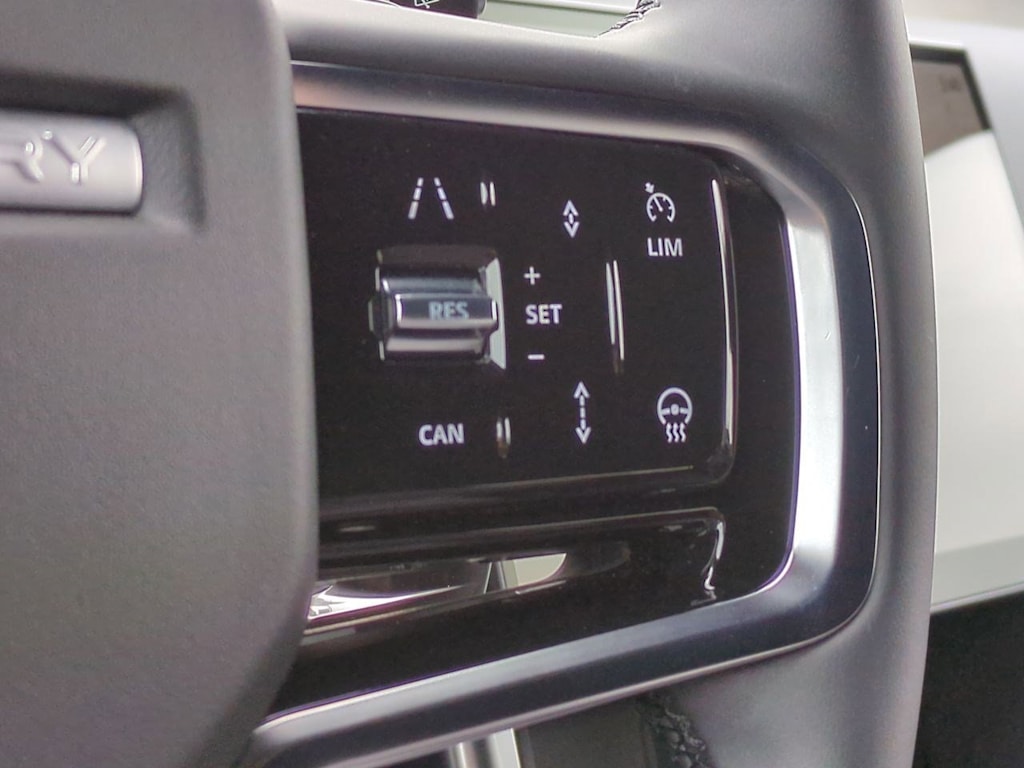2025 Land Rover Discovery Sport Dynamic SE 14