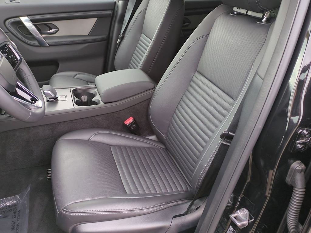 2025 Land Rover Discovery Sport Dynamic SE 10