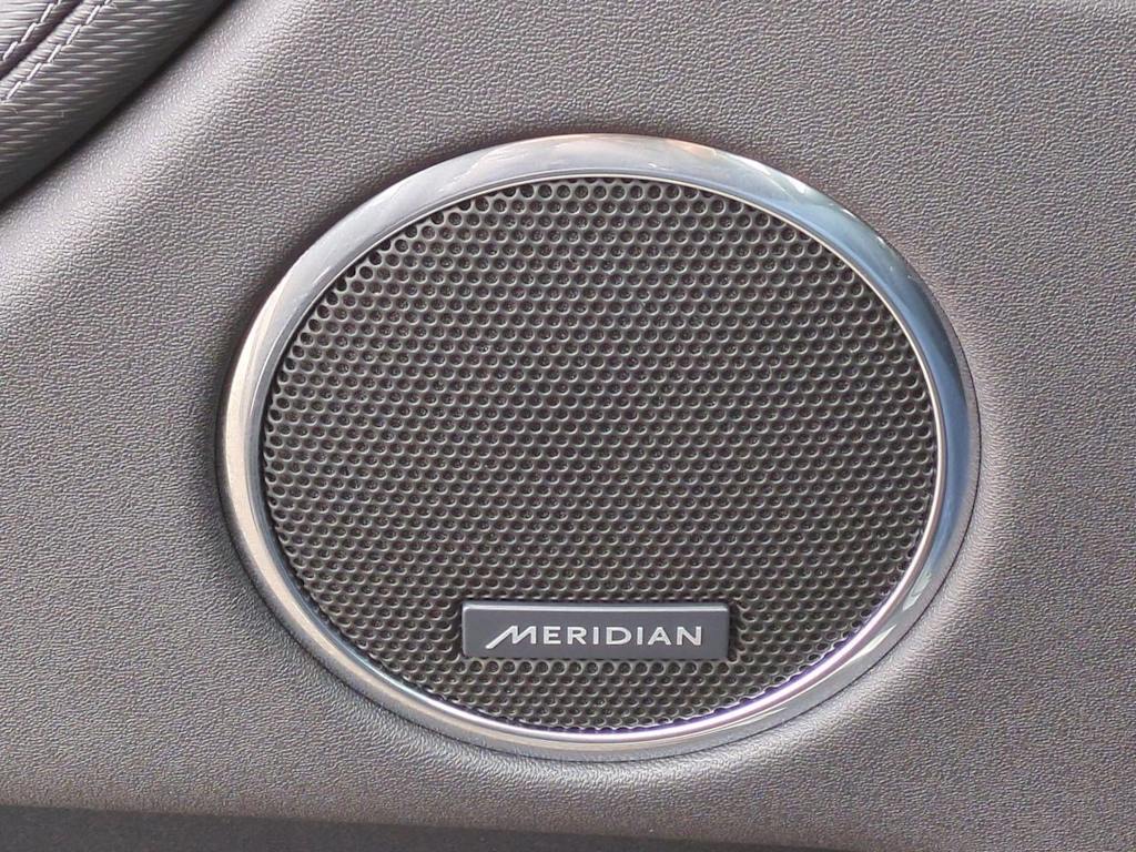 2025 Land Rover Discovery Sport Dynamic SE 33