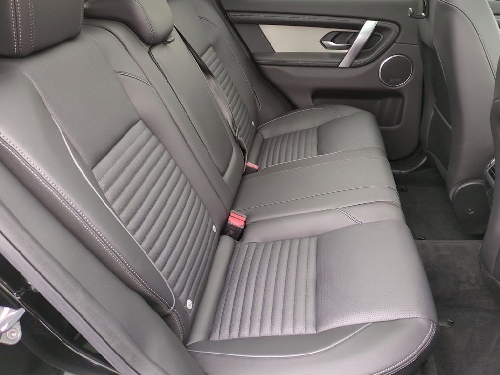 2025 Land Rover Discovery Sport Dynamic SE 25