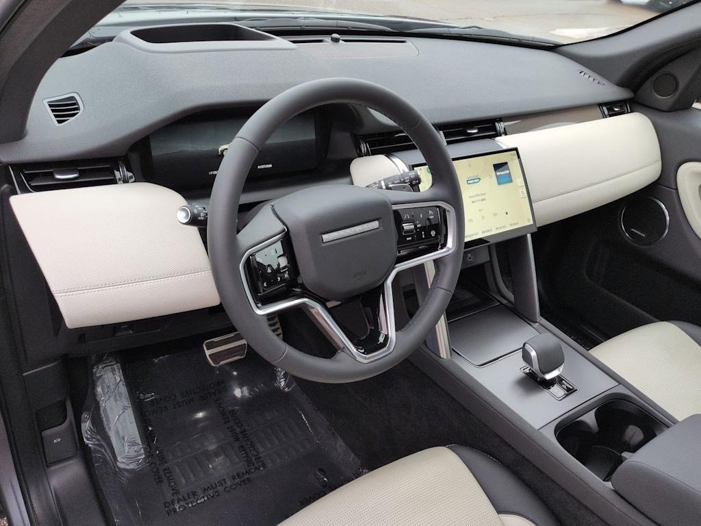 Thumbnail: 2025 Land Rover Discovery Sport - 2
