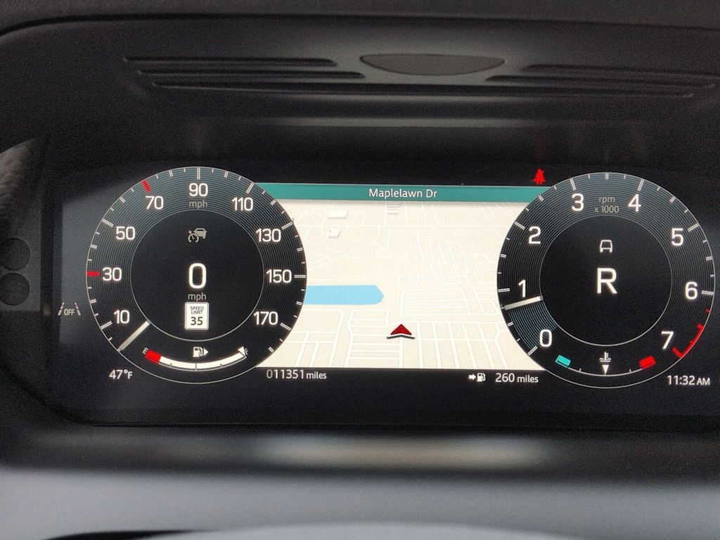 Thumbnail: 2025 Land Rover Discovery Sport - 16