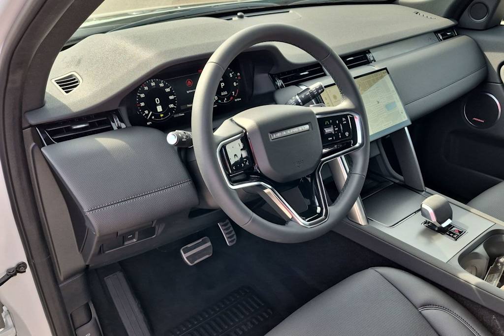 Thumbnail: 2026 Land Rover Discovery Sport - 2