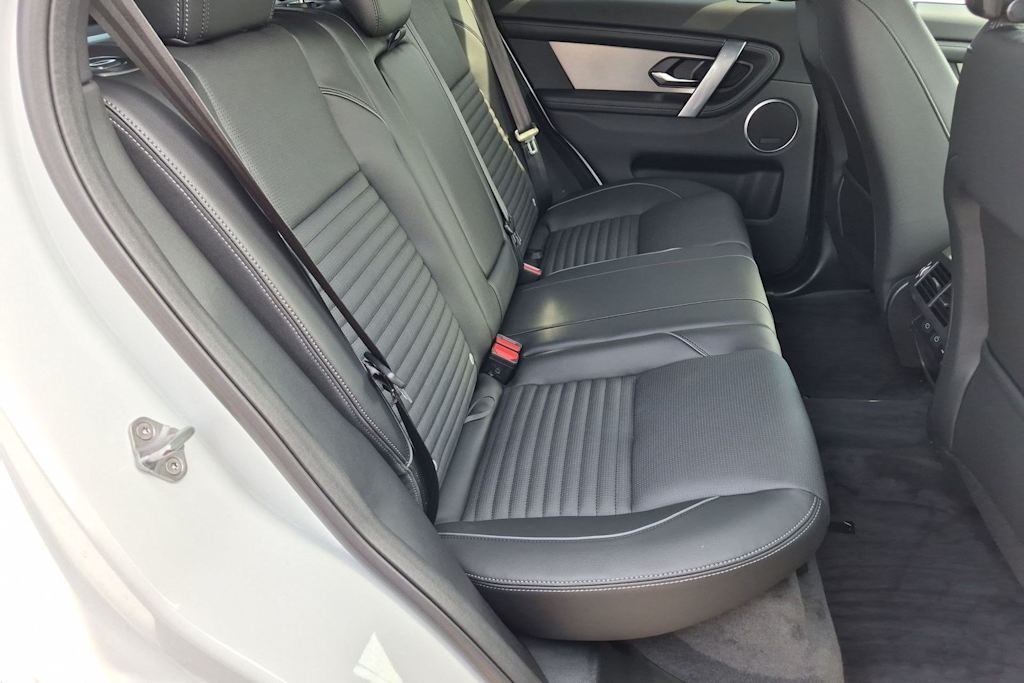 Thumbnail: 2026 Land Rover Discovery Sport - 26