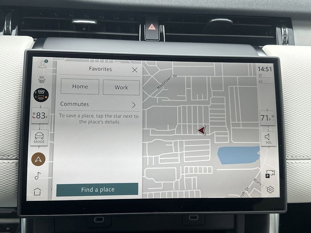 Thumbnail: 2026 Land Rover Discovery Sport - 33