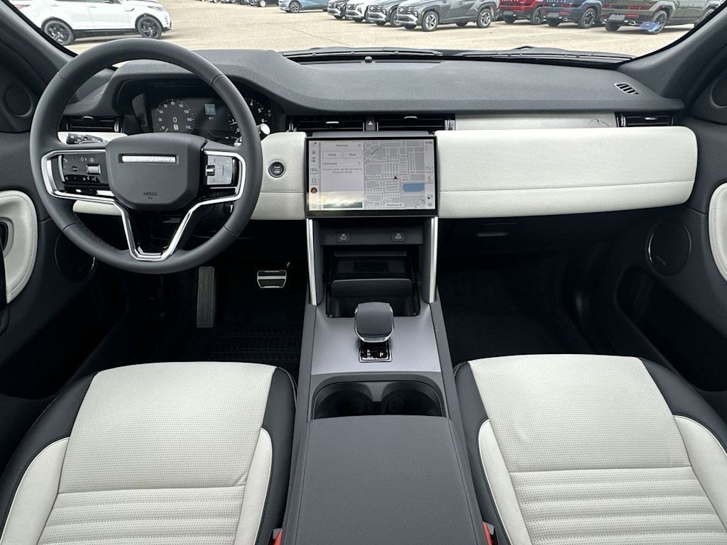 Thumbnail: 2026 Land Rover Discovery Sport - 9