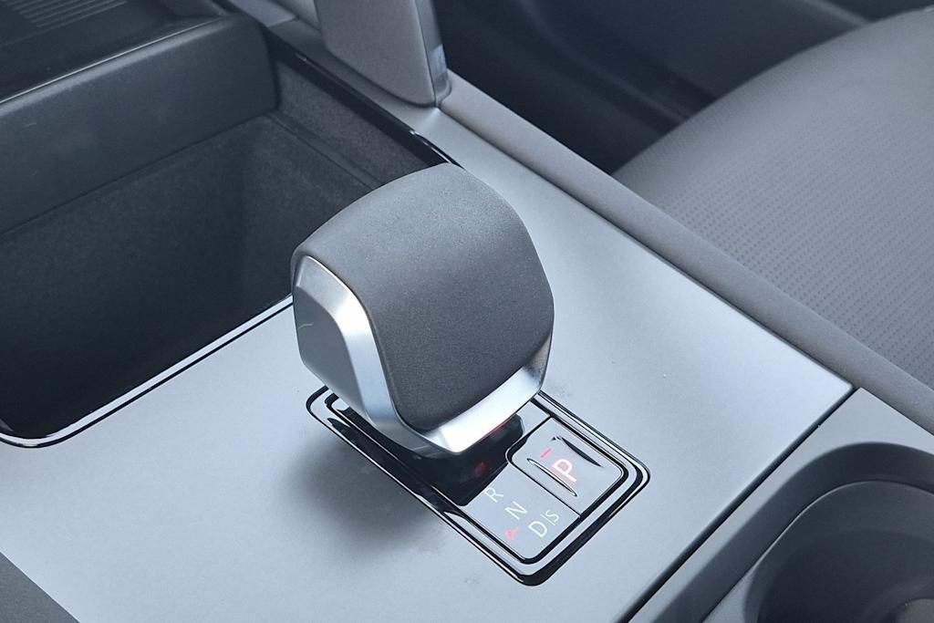 Thumbnail: 2026 Land Rover Discovery Sport - 36