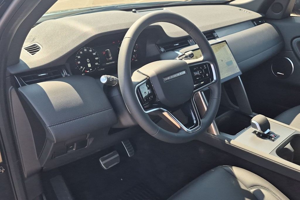 Thumbnail: 2026 Land Rover Discovery Sport - 2