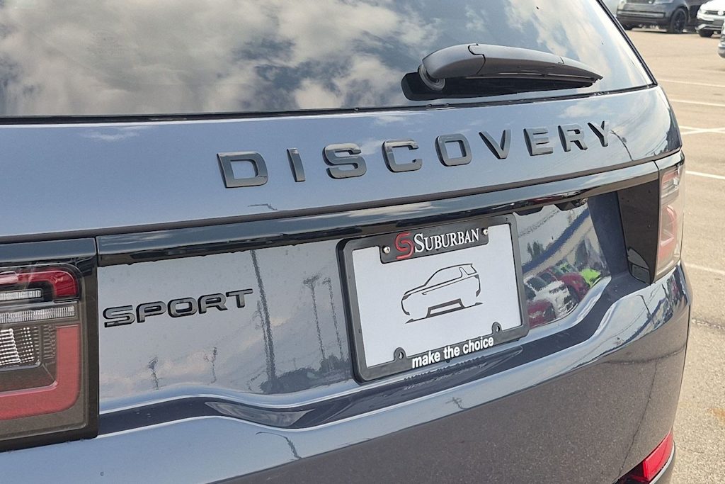 Thumbnail: 2026 Land Rover Discovery Sport - 25
