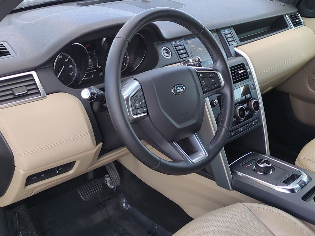 Thumbnail: 2019 Land Rover Discovery Sport - 2