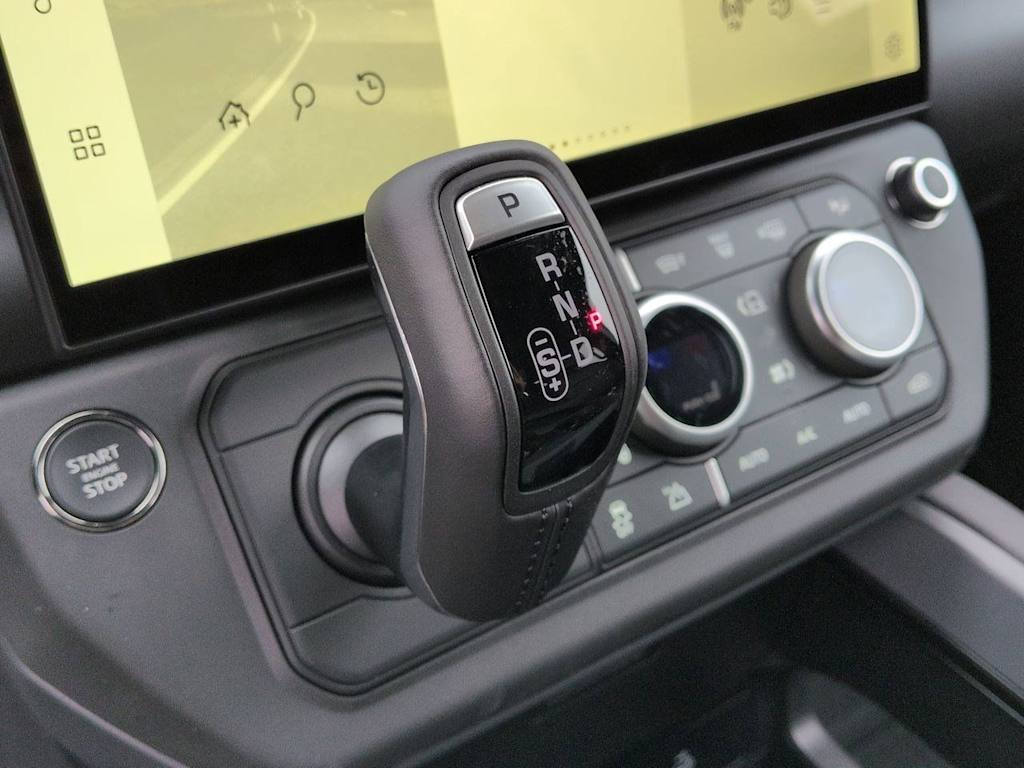 Thumbnail: 2026 Land Rover Defender - 14