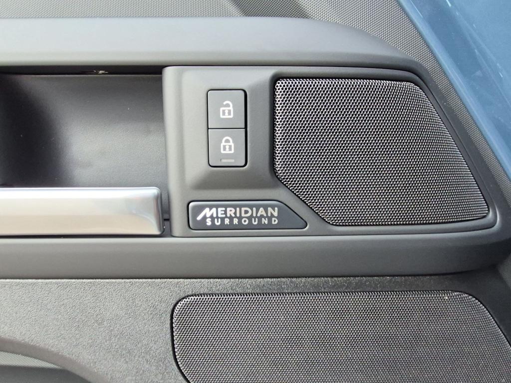 Thumbnail: 2026 Land Rover Defender - 36