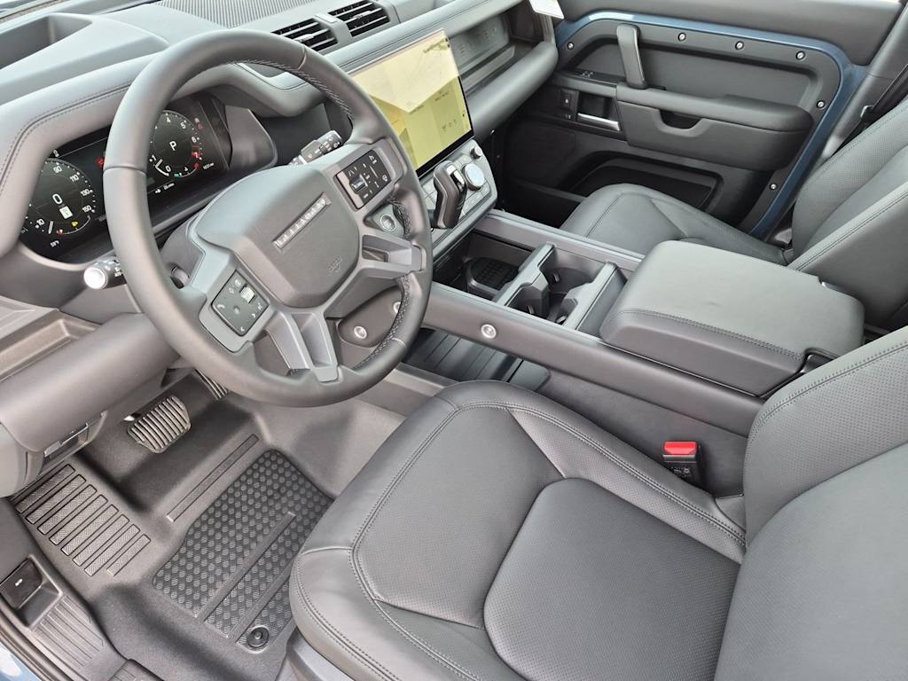 Thumbnail: 2026 Land Rover Defender - 10