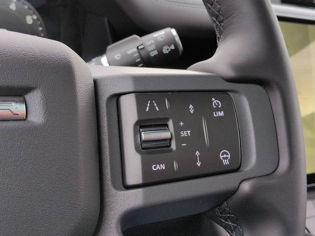 Thumbnail: 2026 Land Rover Defender - 31