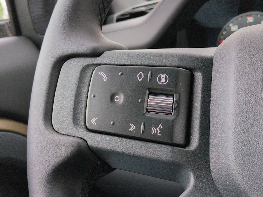 Thumbnail: 2026 Land Rover Defender - 31