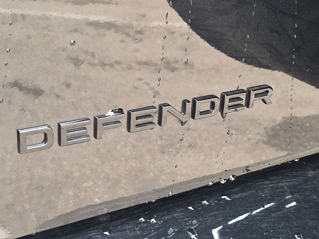 Thumbnail: 2026 Land Rover Defender - 24