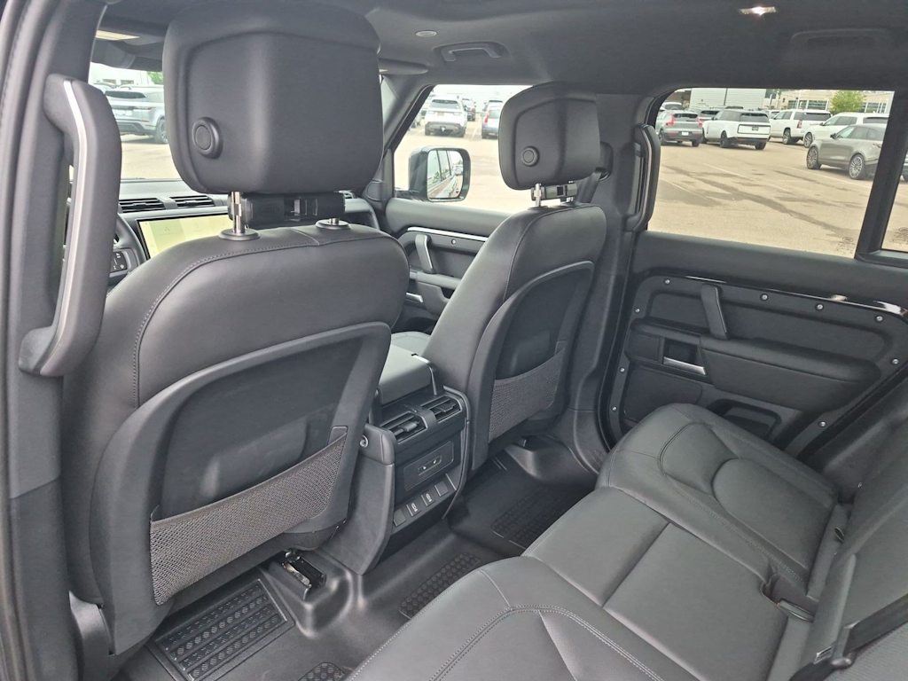 Thumbnail: 2026 Land Rover Defender - 12